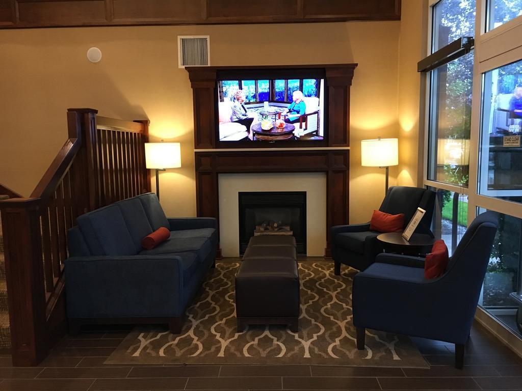 Comfort Suites Linn County Fairground And Expo Albany Extérieur photo