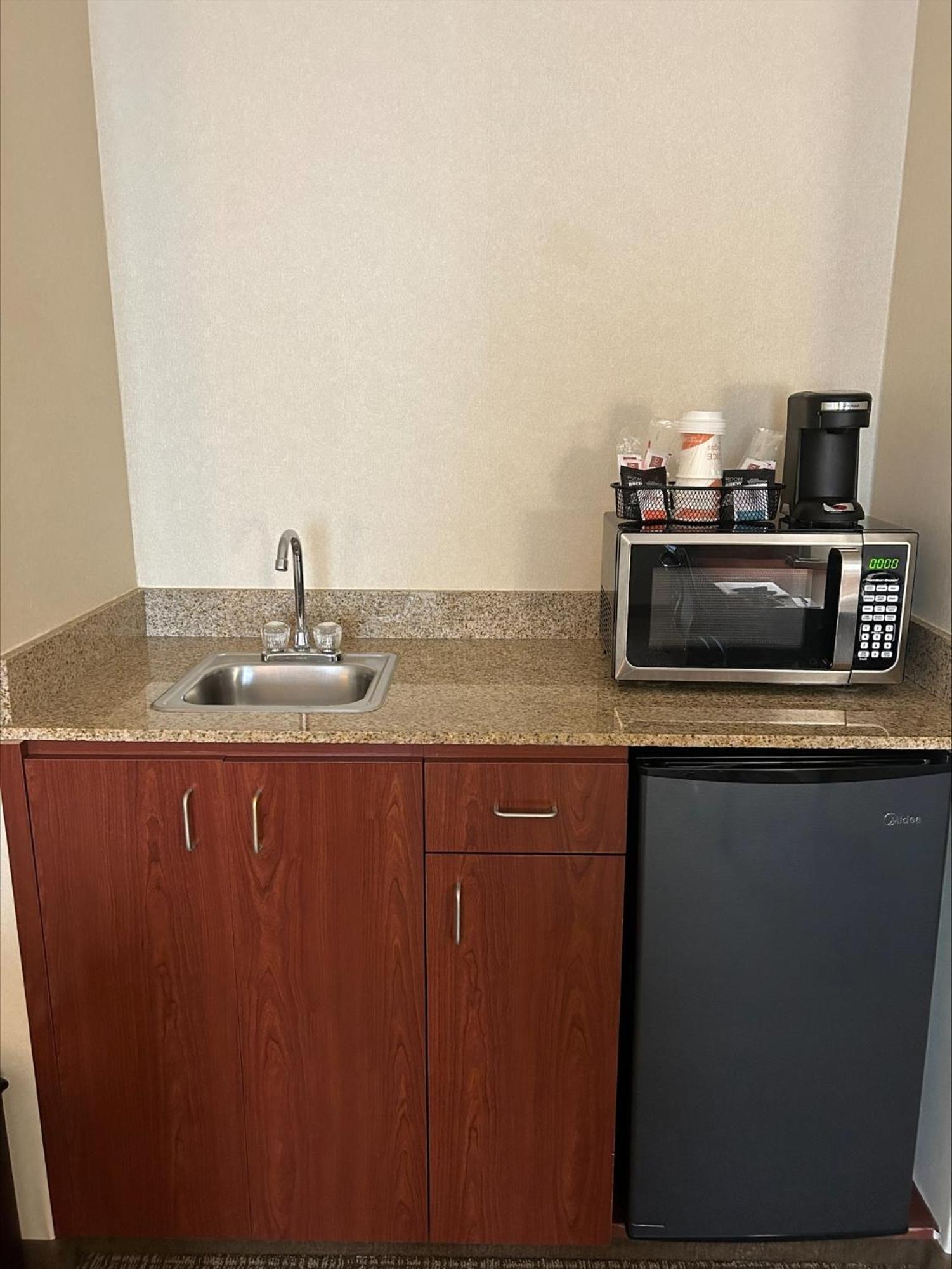 Comfort Suites Linn County Fairground And Expo Albany Extérieur photo
